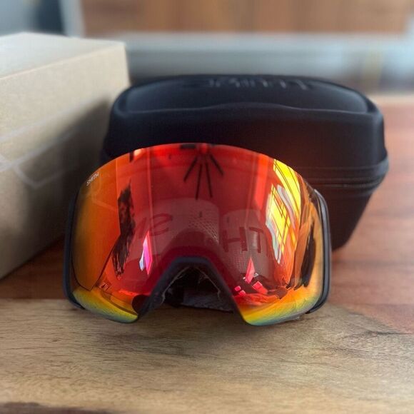 *NIB* Smith 4D Mag Ski Goggles: Black + ChromaPop Photochromic Red Mirror Lens - Picture 1 of 14